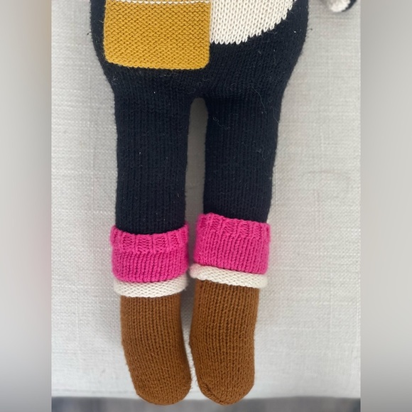 Cuddle + Kind | Aspen the Penguin Knitted Doll 20” - Picture 3 of 7